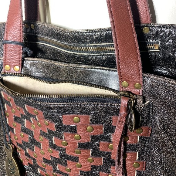 MUXO Distressed Black Leather Weekender Tote - Picture 10 of 13